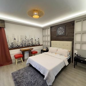 Queen Suite